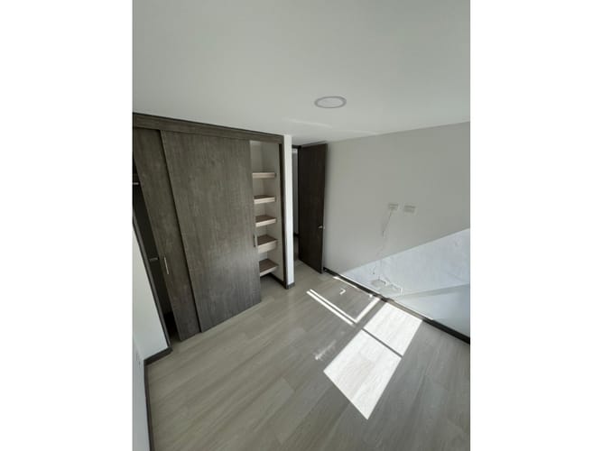 Apartamento en venta en La Independencia, Itagüí · foto 8 de 13