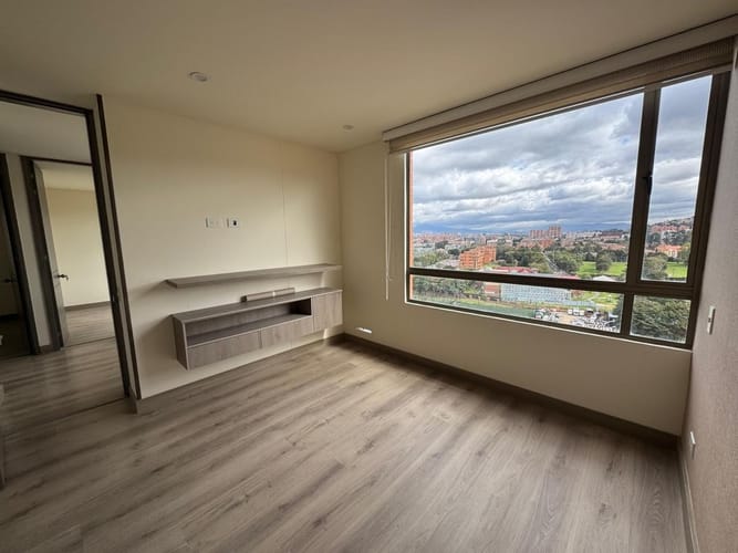 Apartamento de 3 alcobas en venta en Colina Campestre, Bogotá, 84 m² · foto 8 de 17