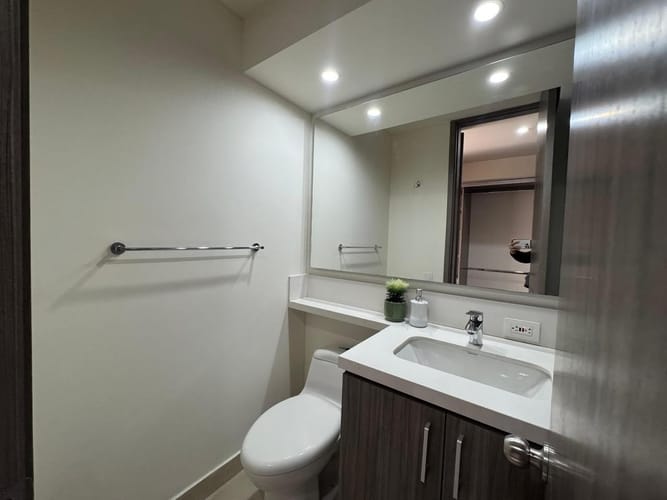 Apartamento de 3 alcobas en venta en Colina Campestre, Bogotá, 84 m² · foto 10 de 17
