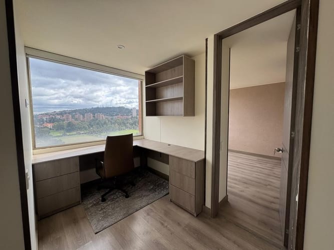 Apartamento de 3 alcobas en venta en Colina Campestre, Bogotá, 84 m² · foto 11 de 17