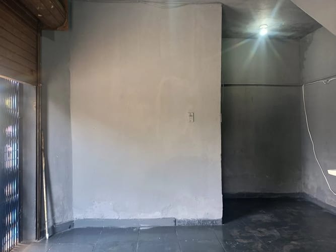 Local en arriendo en Colon, Medellín, 13 m² · foto 2 de 6