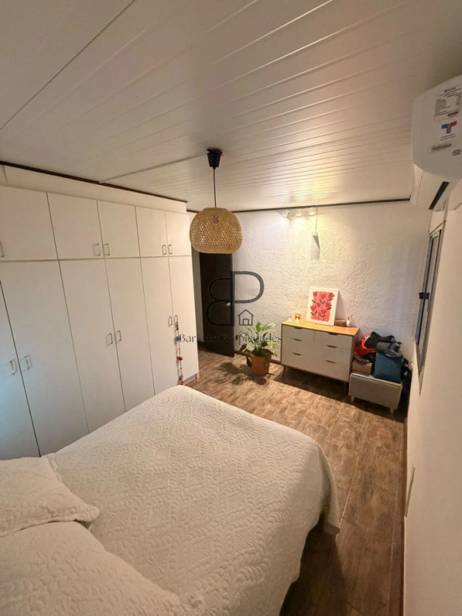 Alquiler Casa 2 Dormitorios Solymar con patio y cochera · Foto 7