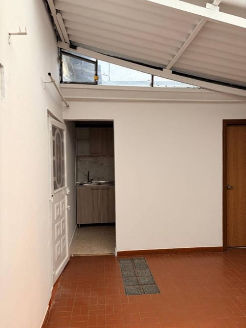 Casa de 6 alcobas en venta en La Estrada, Bogotá, 399 m² · foto 13 de 23