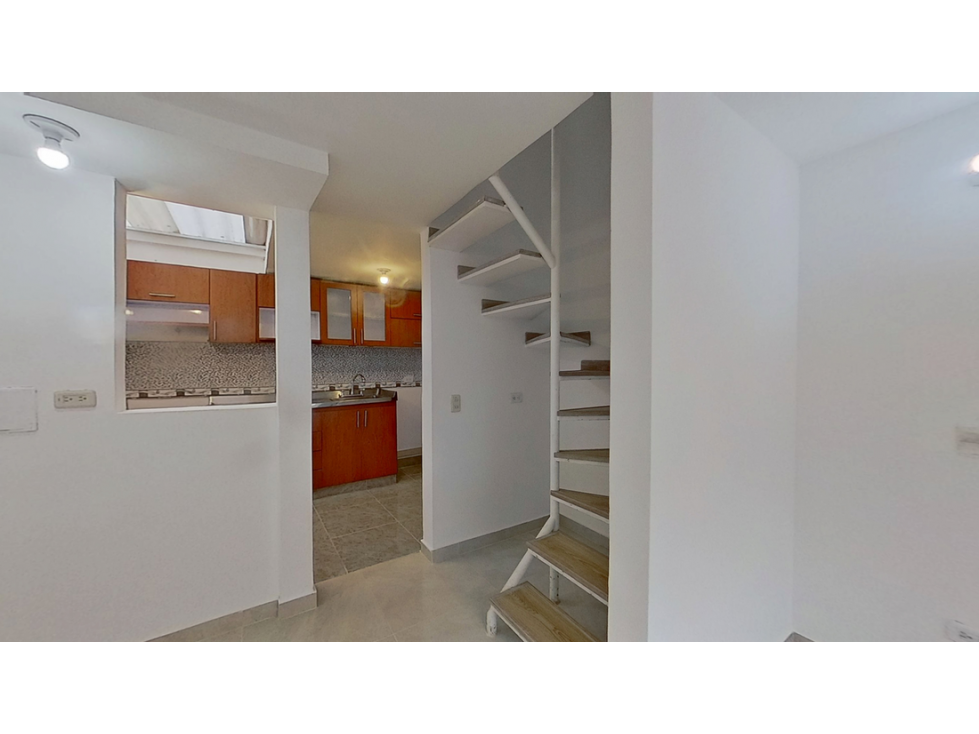 Casa en venta en El Codito, Bogotá · foto 3 de 24
