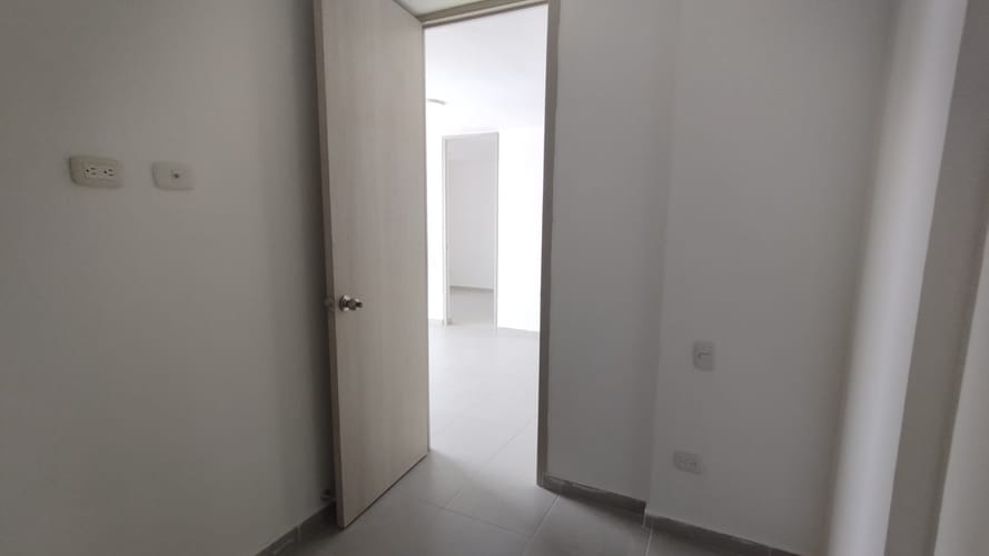 Apartamento de 2 alcobas en arriendo en Quebrada La Iglesia Ii, Bucaramanga, 58 m² · foto 12 de 24