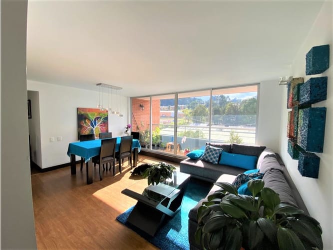 Apartamento de 3 alcobas en venta en Colina Campestre, Bogotá, 97 m² · foto 2 de 18