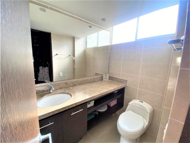 Apartamento de 3 alcobas en venta en Colina Campestre, Bogotá, 97 m² · foto 8 de 18