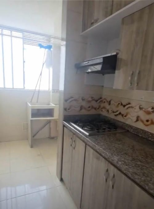 Apartamento de 3 alcobas en venta en Cr. Arboleda Campestre, Girón, 60 m² · foto 17 de 24