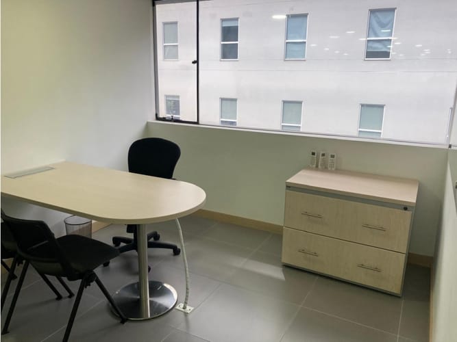 Oficina en arriendo en Milla De Oro, Medellín, 225 m² · foto 4 de 20