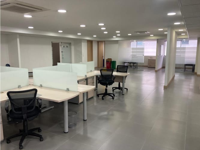 Oficina en arriendo en Milla De Oro, Medellín, 225 m² · foto 5 de 20
