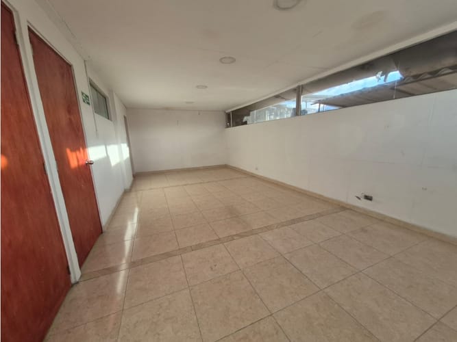 Oficina en arriendo en Milla De Oro, Medellín, 225 m² · foto 7 de 20