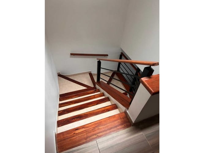 Casa de 4 alcobas en venta en Prados Del Norte, Cali, 225 m² · foto 9 de 15