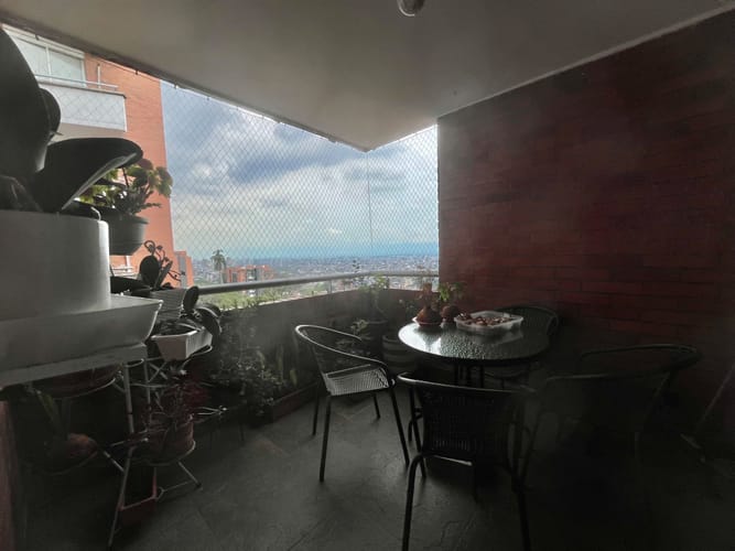 Apartamento de 3 alcobas en venta en Cristales, Cali, 135 m² · foto 21 de 24