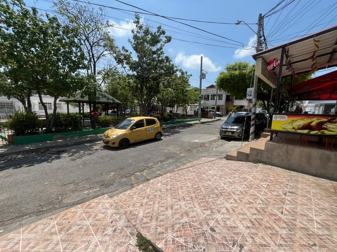 Local en arriendo en El Cairo, Cartagena, 30 m² · foto 2 de 12