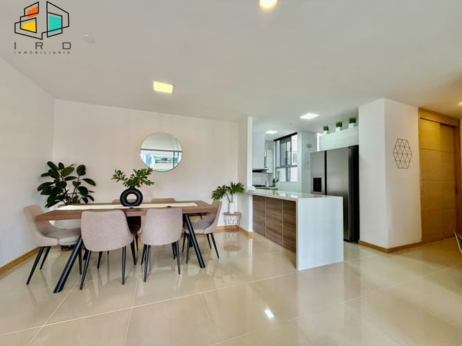 Apartamento de 3 alcobas en venta en El Poblado, Medellín, 111 m² · foto 7 de 24