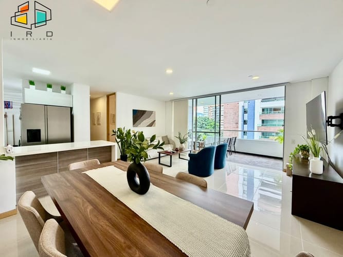 Apartamento de 3 alcobas en venta en El Poblado, Medellín, 111 m² · foto 5 de 24