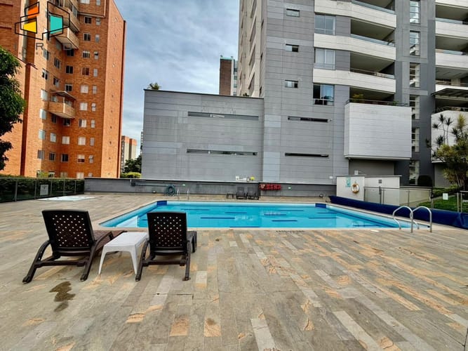Apartamento de 3 alcobas en venta en El Poblado, Medellín, 111 m² · foto 22 de 24