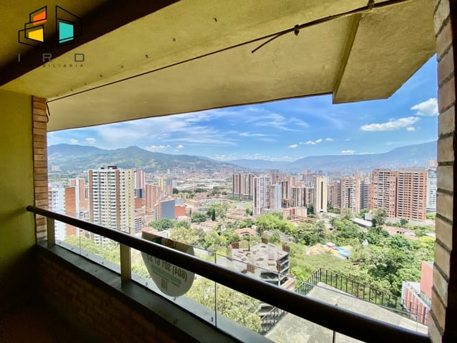 Apartamento de 2 alcobas en arriendo en Las Lomitas, Sabaneta, 89 m² · foto 3 de 24