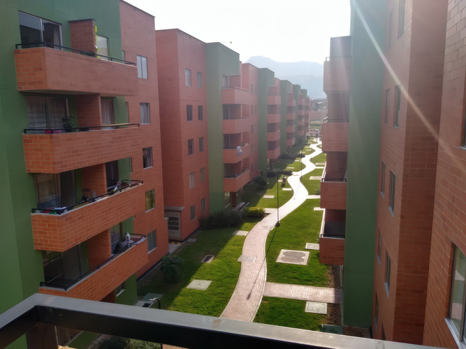 Apartamento en venta en Conjunto Residencial Los Pinos, Zipaquirá · foto 2 de 20