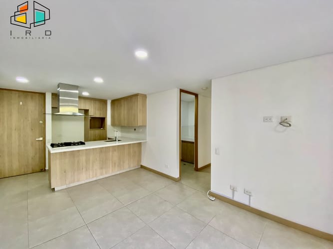 Apartamento de 2 alcobas en arriendo en Asomadera No.2, Medellín, 65 m² · foto 5 de 24