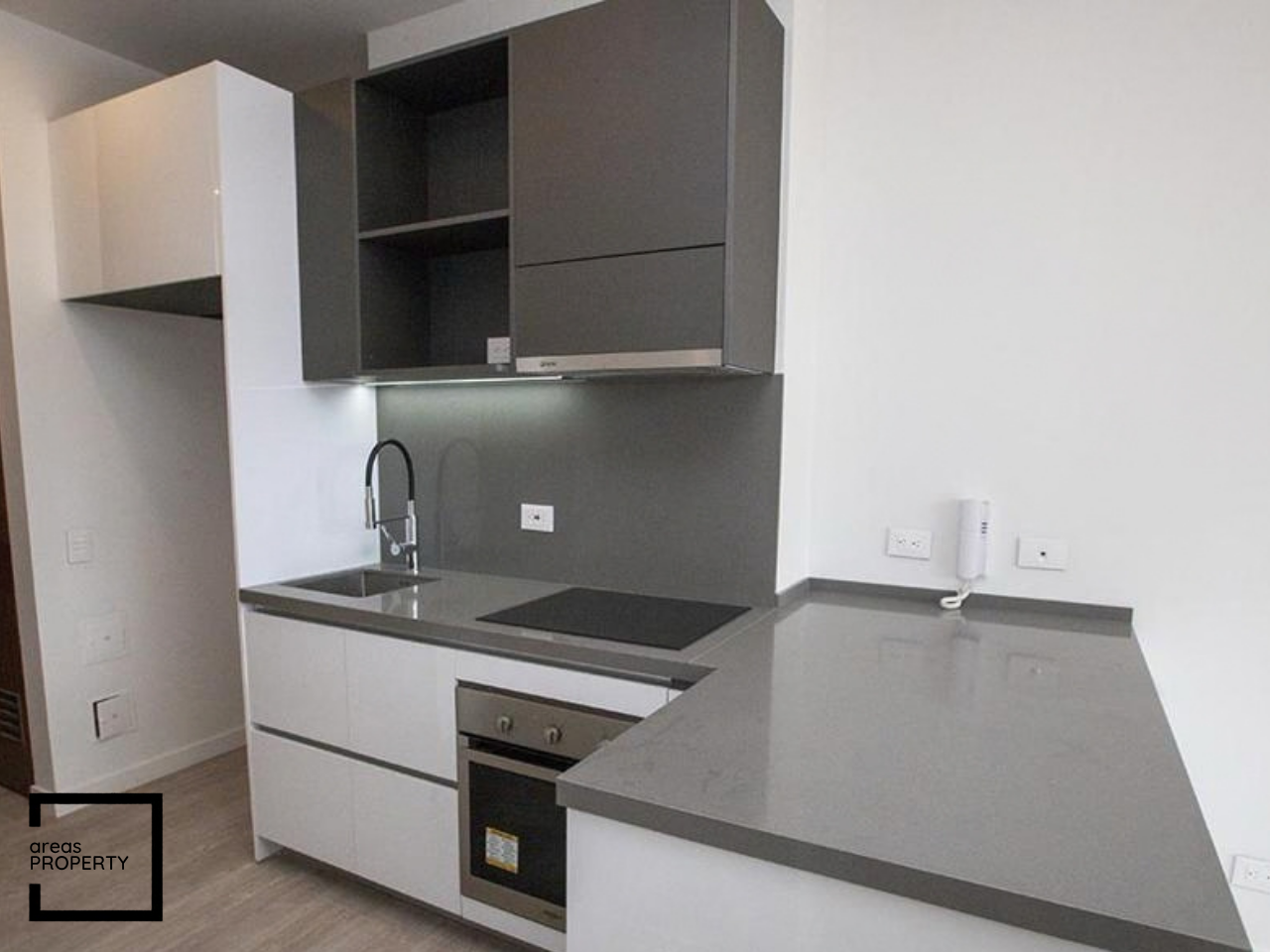 Apartamento en venta en Santa Barbara Occidental, Bogotá · foto 3 de 7
