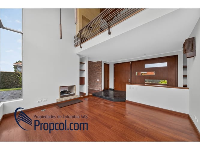 Casa de 4 alcobas en venta en Pueblo Viejo, Cota, 319 m² · foto 3 de 20