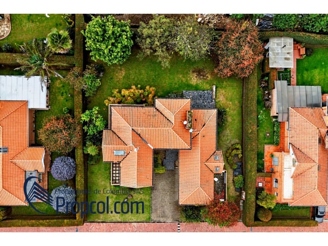 Casa de 4 alcobas en venta en Pueblo Viejo, Cota, 319 m² · foto 20 de 20