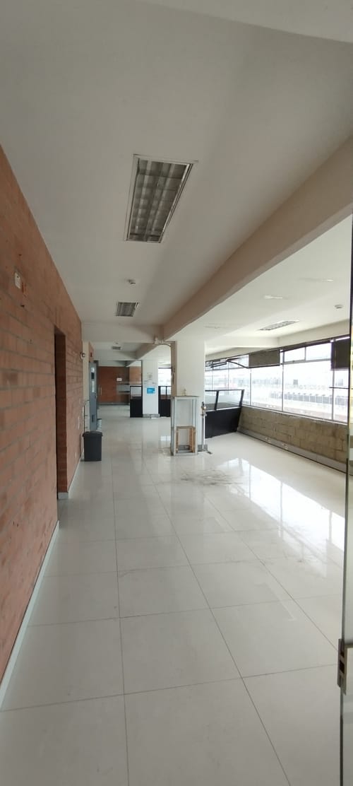 Bodega en venta en Siberia, Cota · foto 4 de 24