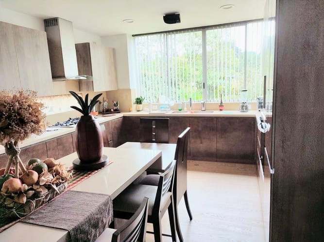 Casa de 3 alcobas en venta en Las Palmas, Envigado, 1330 m² · foto 3 de 18