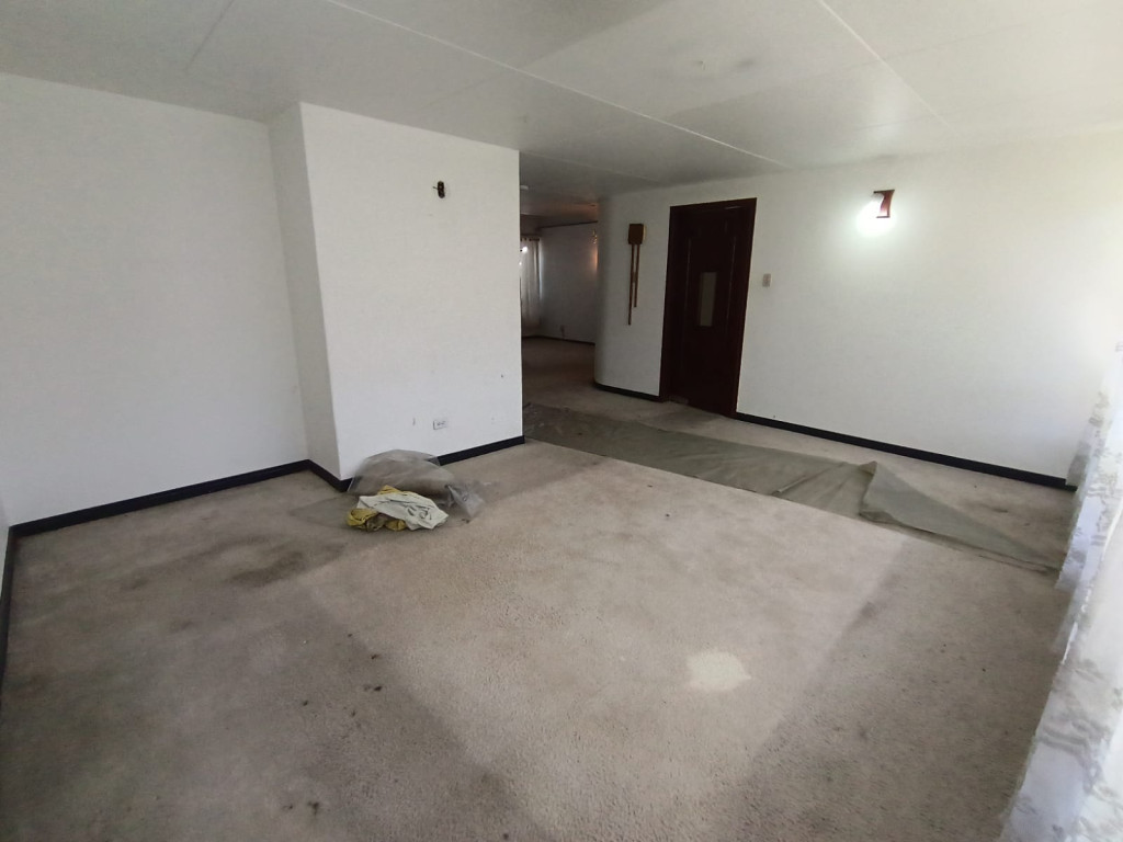 Casa en venta en Normandia, Bogotá · foto 4 de 24