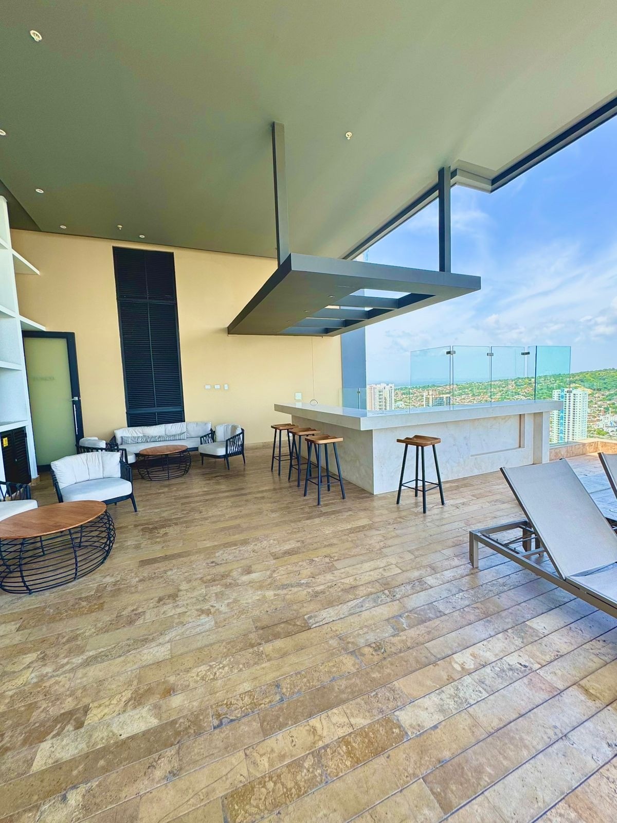 Apartamento en arriendo en Bocagrande, Cartagena · foto 3 de 24
