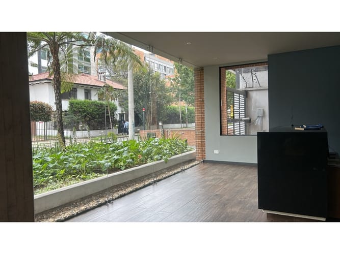 Apartaestudio en venta en Chico Norte, Bogotá, 36 m² · foto 3 de 17