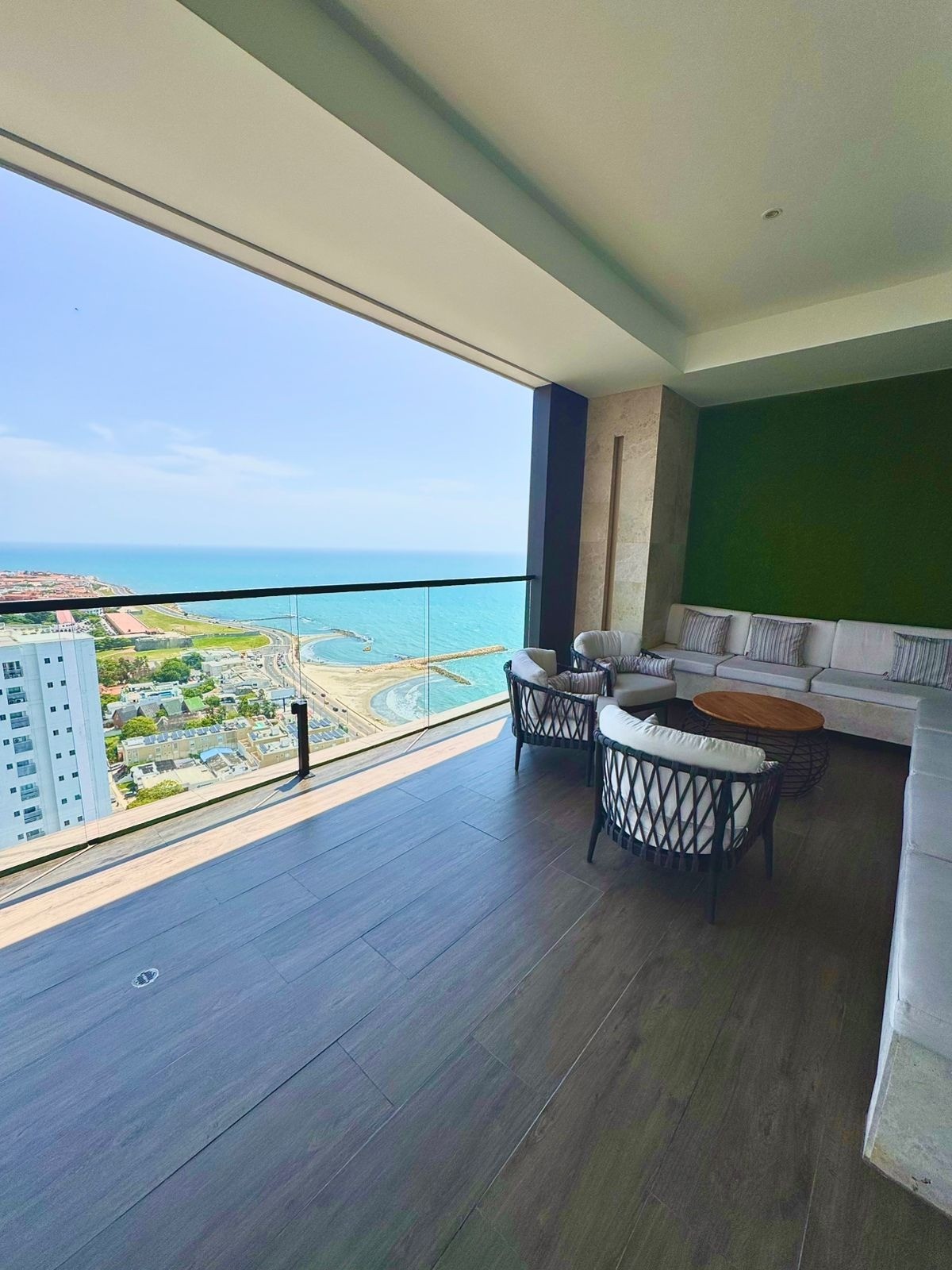 Apartamento en arriendo en Bocagrande, Cartagena · foto 10 de 24