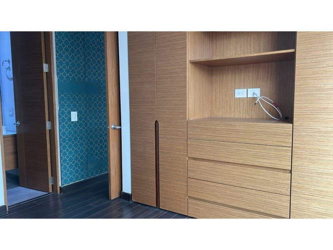 Apartaestudio en venta en Chico Norte, Bogotá, 36 m² · foto 9 de 17
