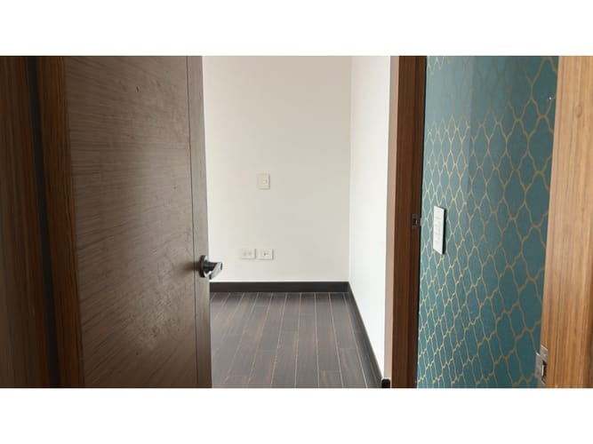 Apartaestudio en venta en Chico Norte, Bogotá, 36 m² · foto 12 de 17