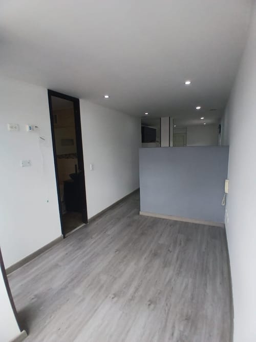 Apartaestudio en venta en Chapinero Central, Bogotá, 27 m² · foto 3 de 13