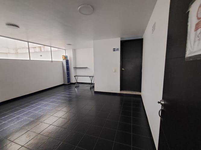 Apartaestudio en venta en Chapinero Central, Bogotá, 27 m² · foto 9 de 13