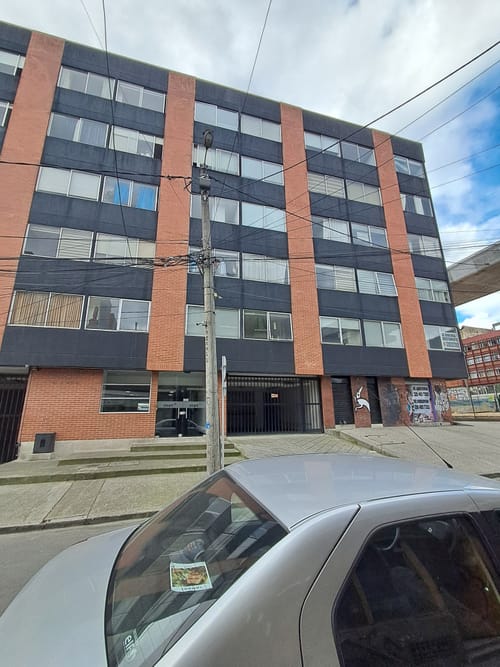 Apartaestudio en venta en Chapinero Central, Bogotá, 27 m² · foto 10 de 13