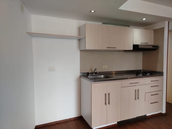 Apartaestudio en venta en Chapinero Central, Bogotá, 33 m² · foto 9 de 24