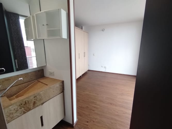 Apartaestudio en venta en Chapinero Central, Bogotá, 33 m² · foto 13 de 24