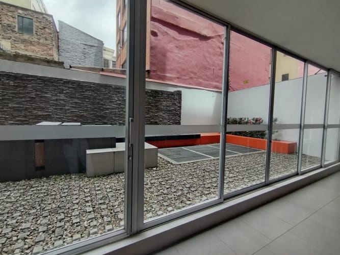 Apartaestudio en venta en Chapinero Central, Bogotá, 33 m² · foto 24 de 24