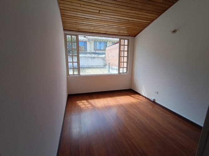 Casa de 5 alcobas en venta en Cedro Golf, Bogotá, 199 m² · foto 17 de 24