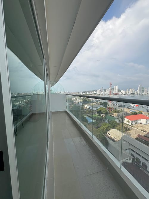 Oficina en arriendo en Bocagrande, Cartagena, 86 m² · foto 4 de 8