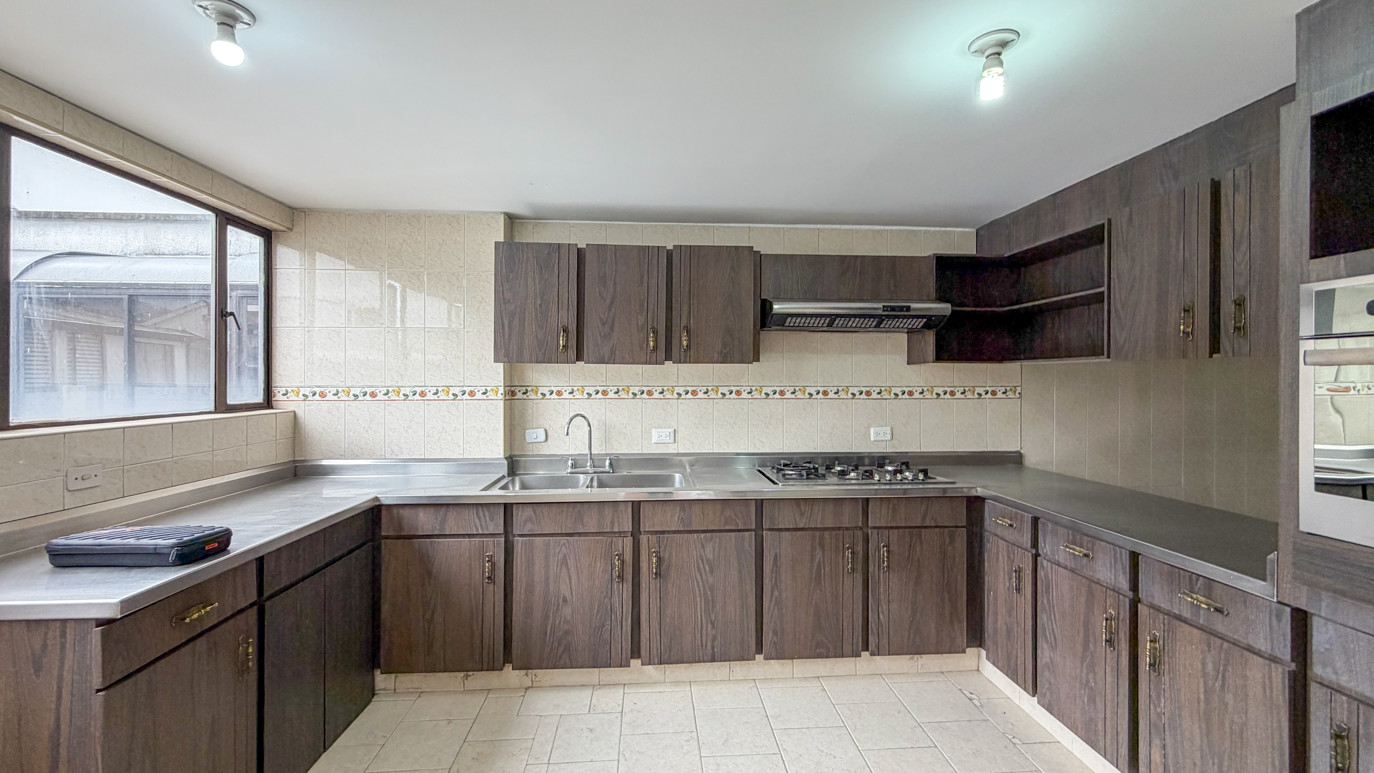 Apartamento en venta en Santa Barbara, Bogotá · foto 5 de 19