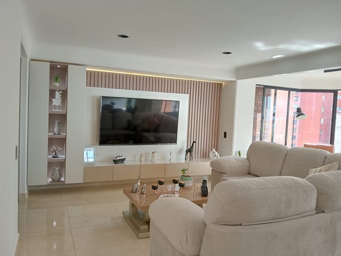 Apartamento de 4 alcobas en venta en Cabecera Del Llano, Bucaramanga, 155 m² · foto 2 de 12