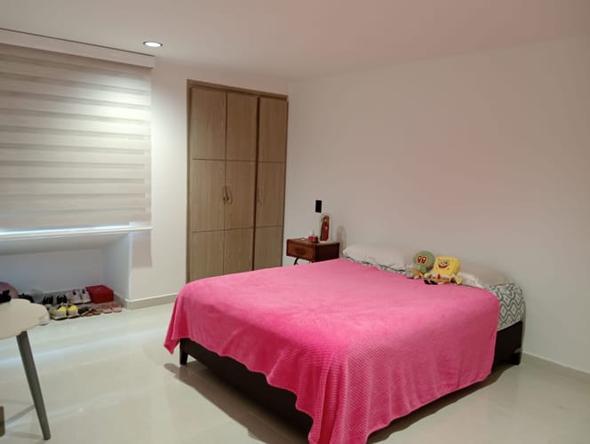 Apartamento de 4 alcobas en venta en Cabecera Del Llano, Bucaramanga, 155 m² · foto 8 de 12