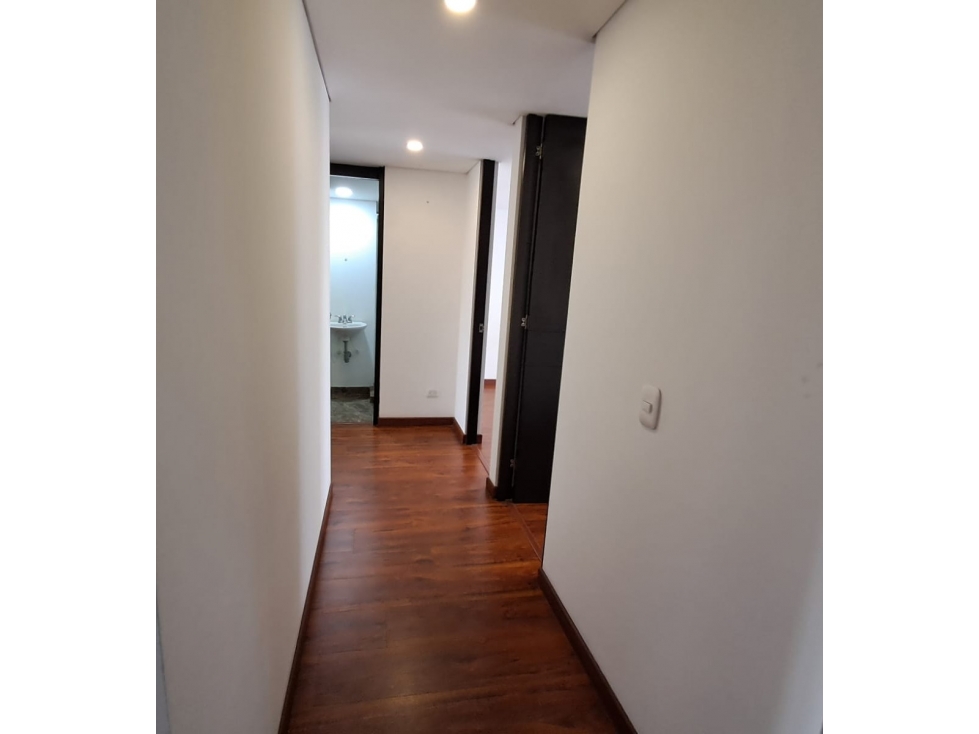 Apartamento en venta en Fontibon, Bogotá · foto 4 de 12