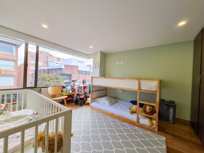 Apartamento de 3 alcobas en venta en La Carolina, Bogotá, 140 m² · foto 12 de 14