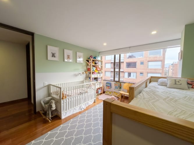 Apartamento de 3 alcobas en venta en La Carolina, Bogotá, 140 m² · foto 13 de 14