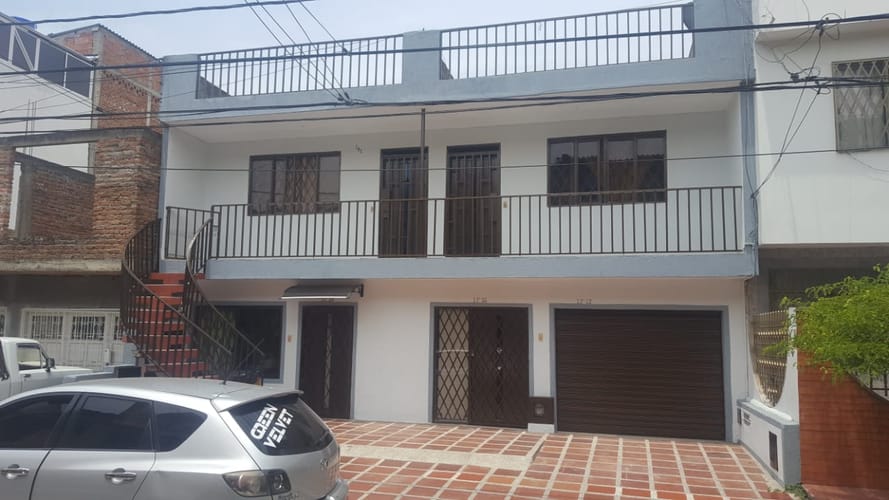 Casa de 8 alcobas en venta en Olimpico, Cali, 400 m² · foto 12 de 14
